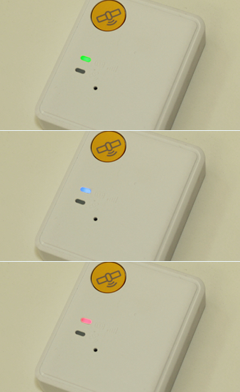 iTUSMOの充電残量を知らせるLEDランプの色の写真