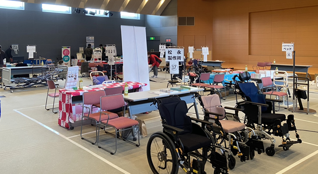 大垣市の福祉用具展示会の会場の様子(2025.12.17)